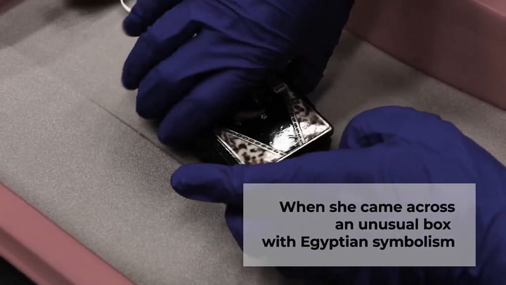 Encuentran una pieza perdida de 5000 años de antigüedad de las pirámides de Egipto en una caja de ci