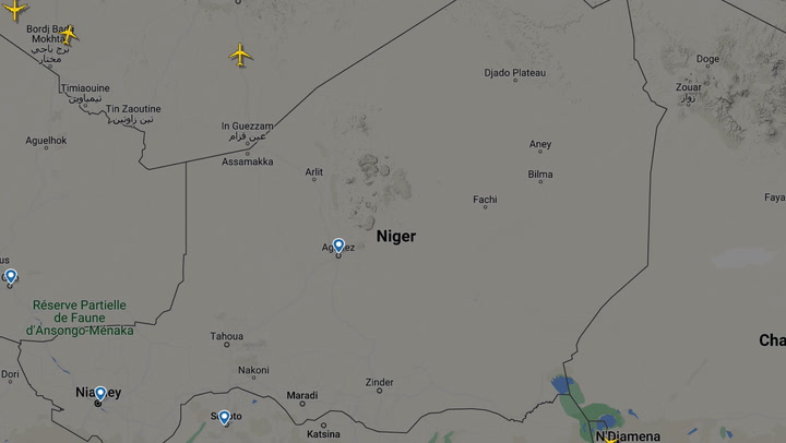 Niger closes airspace as deadline to reinstate president passes
