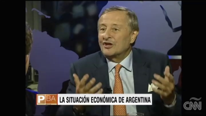 El dólar tendría que salir 26 pesos argentinos, según el empresario Cristiano Rattazzi - Fuente: CNN