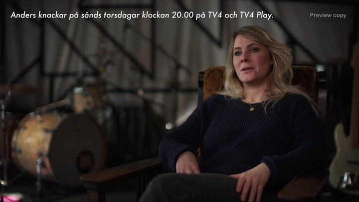 Anders Öfvergård knackar på hos The Sounds-sångerskan Maja Ivarsson