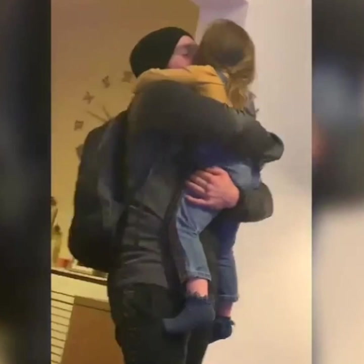 Royal Navy daddy surprises his daughter after returning home from sea