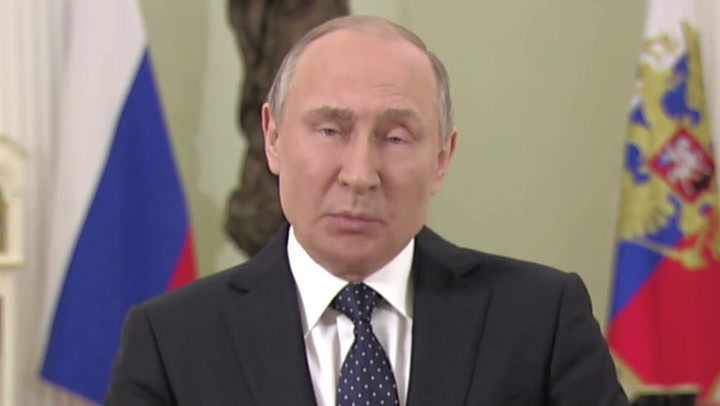 Vladimir Putin apela al 'amor a la patria' para que los rusos vayan a votar