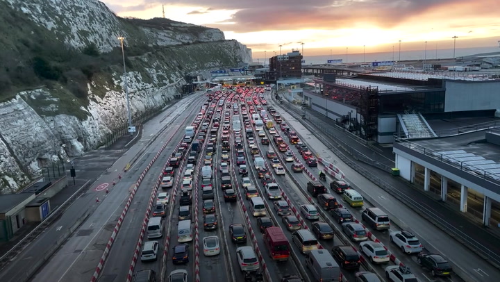 Motorists stuck in ‘pretty horrendous’ 20-mile Good Friday motorway queues