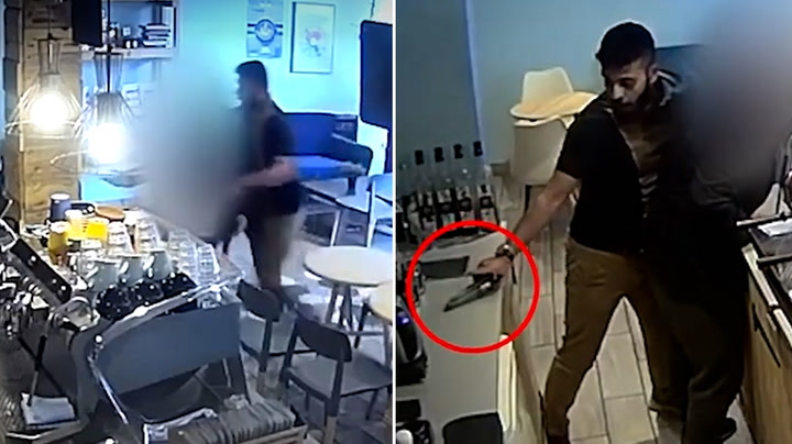 Off-duty volunteer police officer disarms suspected gunman in Birmingham coffee shop