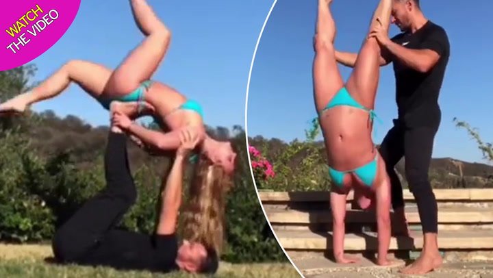 Video bikini yoga Britney Spears