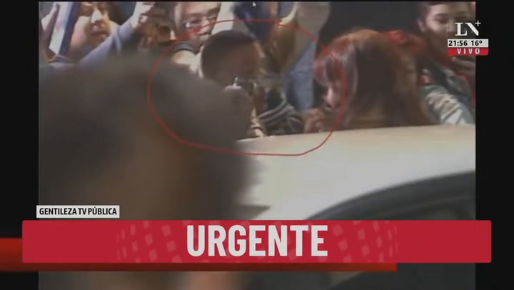 Un hombre apuntó con un arma a Cristina Kirchner