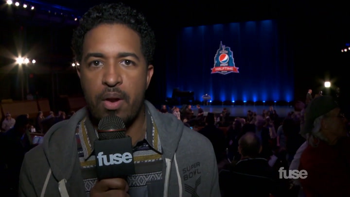 Interviews: Bruno Mars on Pepsi Super Bowl XLVIII Halftime Show: "I Ain't Scared!"