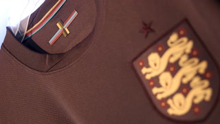 Sunak: Nike ‘should not mess’ with St George’s Cross on England shirt