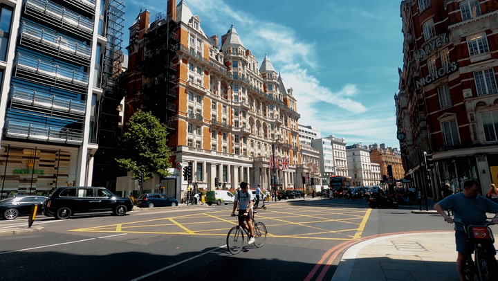 London's Busy Streets, England Free Video 