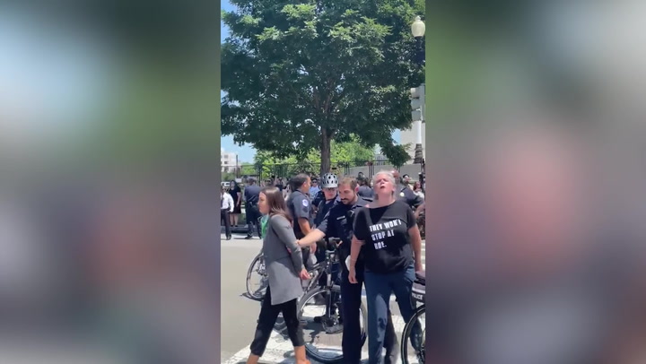 AOC among lawmakers arrested during abortion rights protest