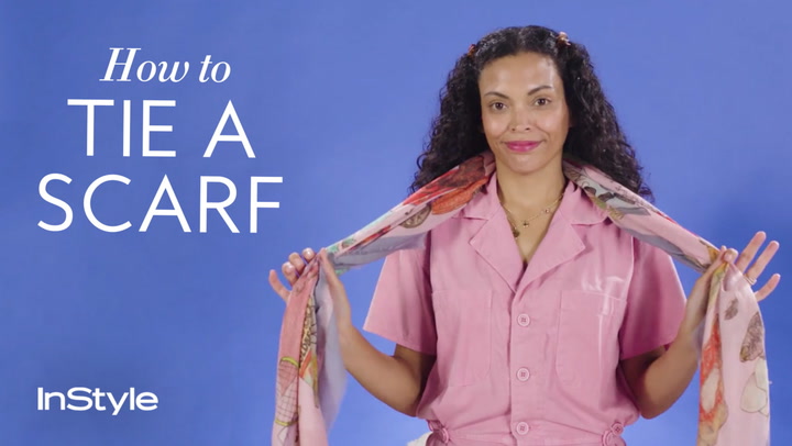 How to Wear a Neck Scarf