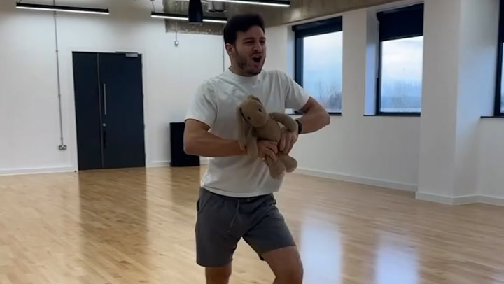 Ellie Leach giggles as Vito Coppola dances with cuddly toy in behind-the-scenes clip