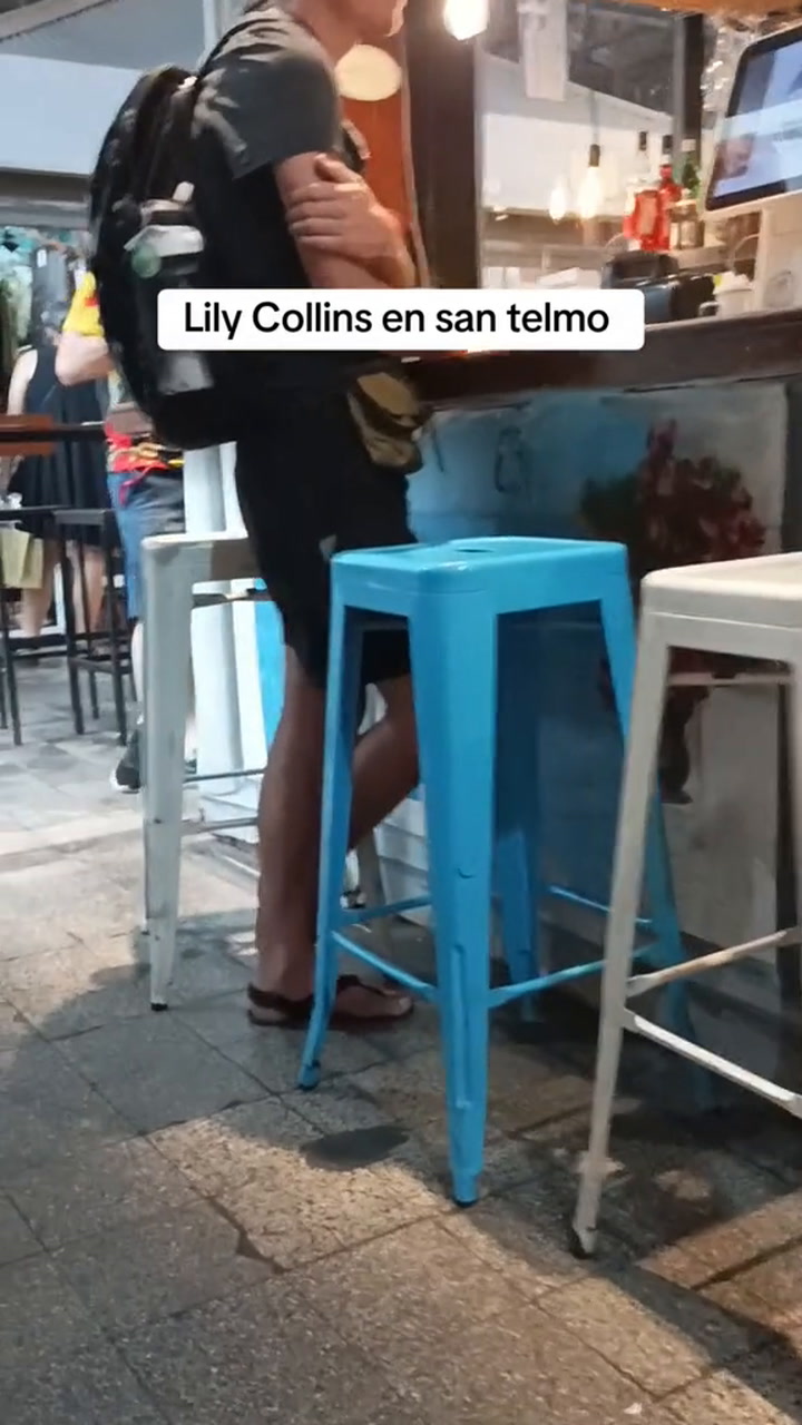 Lily Collins en Buenos Aires - San Telmo