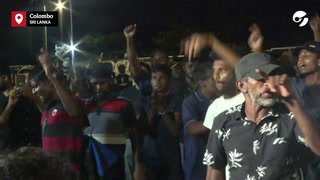 Sri Lanka: manifestantes festejan la renuncia del presidente Rajapaksa