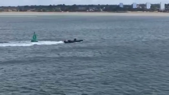 Moment speedboat crashes into buoy in Southampton, fatally injuring girl