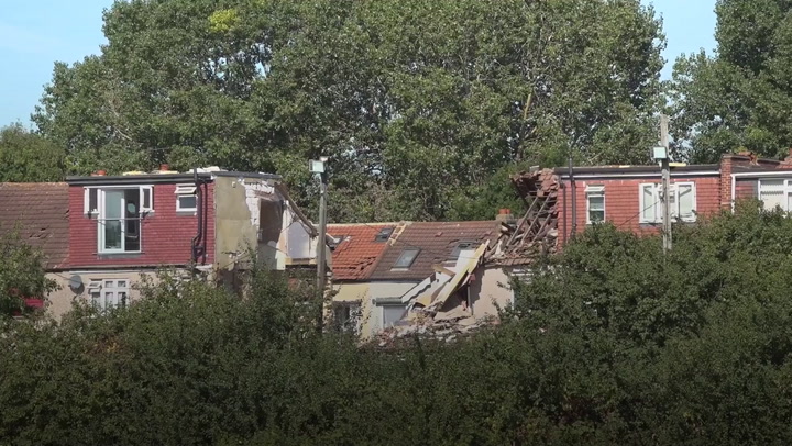 Firefighters respond to house collapse after explosion in Thornton Heath