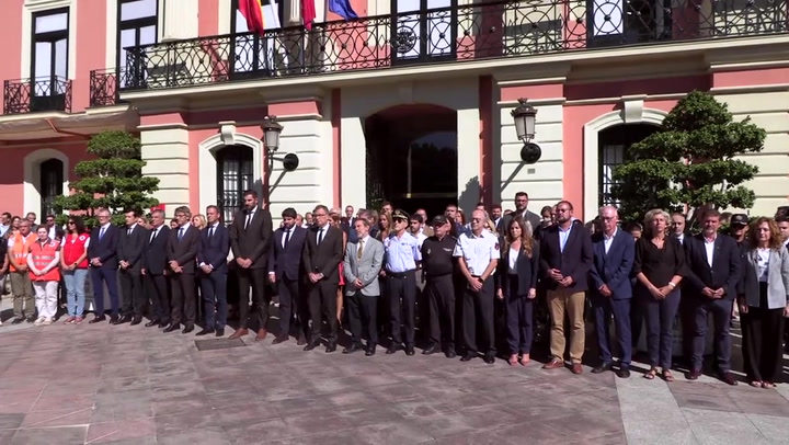 Spain- Moment of silence held for victims of Murcia nightclub fire.mp4