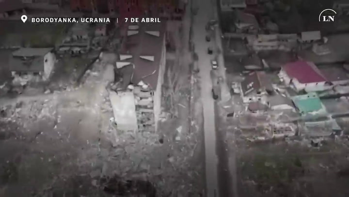 Borodyanka, la ciudad cubierta de escombros y cuerpos irreconocibles