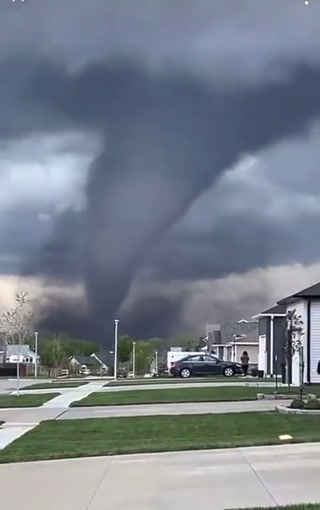 Tornado generó zozobra entre habitantes de Nebraska