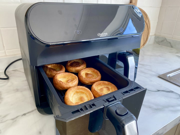 I tried Iceland's frozen Yorkshire puddings in an air fryer and