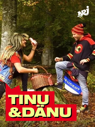 Tinu & Dänu beim Pilze sammeln