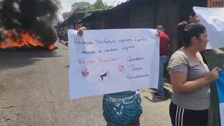Manifestantes en salida a Olancho: 