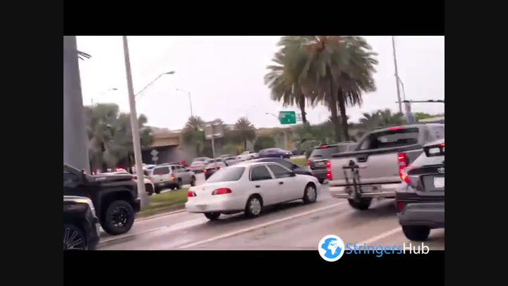 US: Supporters of Cuban protest shut down Palmetto Expressway in Miami