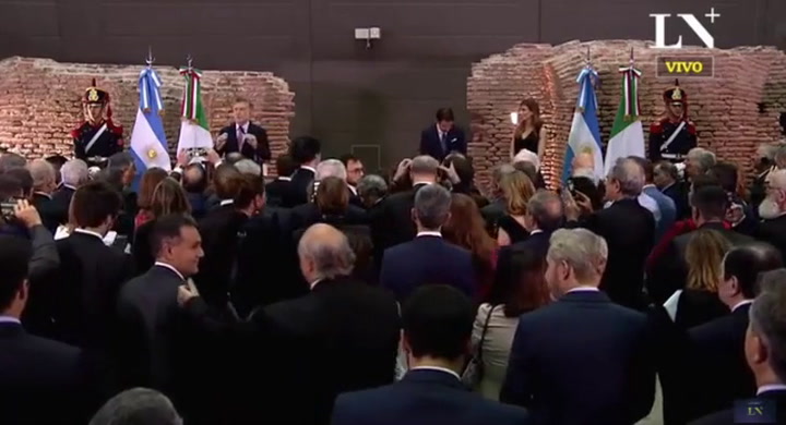 Habla Macri junto al primer ministro Giuseppe Conte