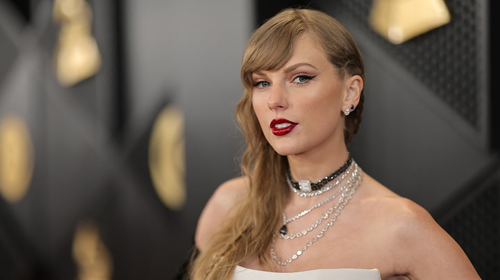 Taylor Swift threatens college student with legal action after tracking her private jet