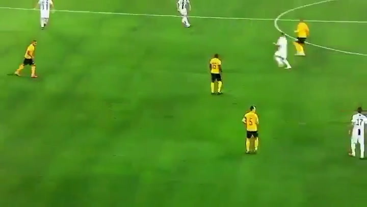 El primer gol de Dybala con Juventus ante Young Boys - Fuente: Twitter