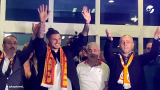 Locura por Mauro Icardi en Turquía: el delantero llegó para incorporarse al Galatasaray