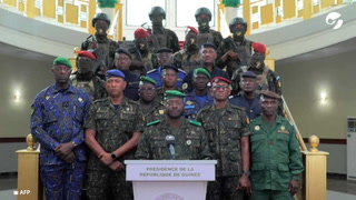 La junta de Guinea disuelve el gobierno