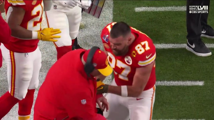 Travis Kelce clashes with Chiefs coach Andy Reid on sideline