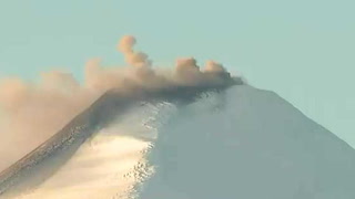 Alerta naranja en Chile: aumenta la actividad del volcán Villarrica