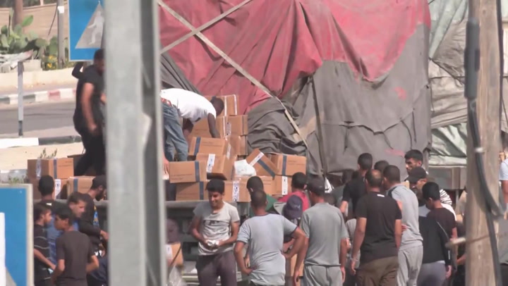 Humanitarian aid arrives in Gaza through Rafah crossing
