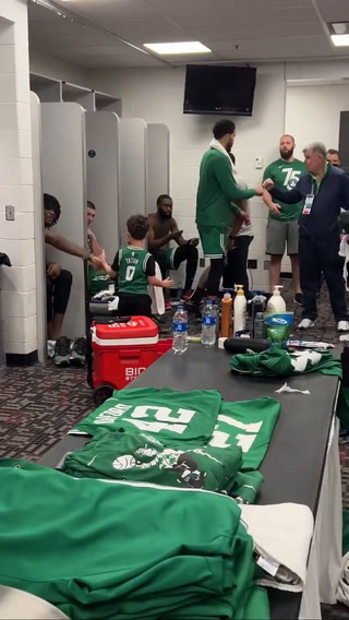 La juventud copó el vestuario ganador de los Boston Celtics