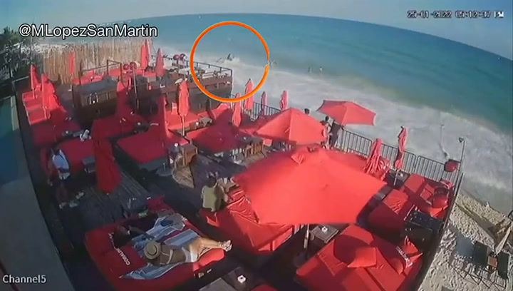 Asesinaron en el baño de un club a un argentino que vivía en Playa del Carmen