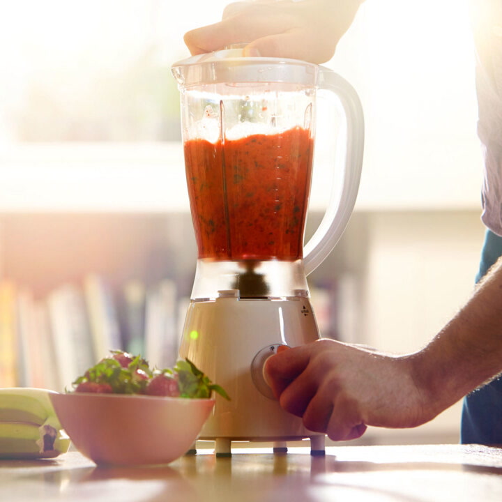 11 Things You Should Never Put in Your Blender