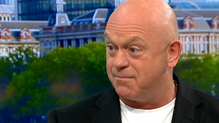 Ross Kemp explains how he 'topped up' EastEnders wage by creeping into shots