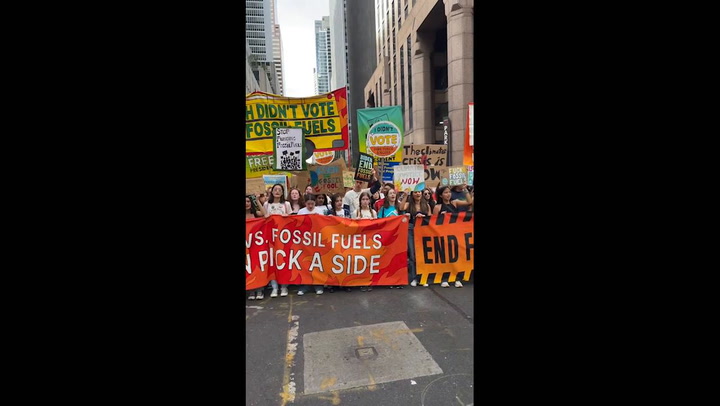 Tens Of Thousands March In NYC, USA To Protest Against Fossil Fuels