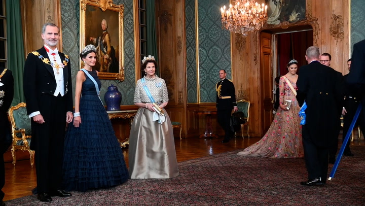 Kungafamiljen på glammig galamiddag på Slottet – se filmen från spanska statsbesöket här!