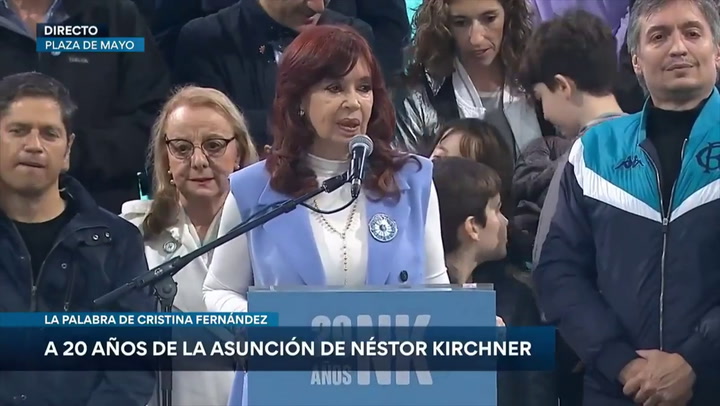 Cristina Kirchner, en la Plaza de Mayo: 'El Estado que recibimos era así de chiquitito'