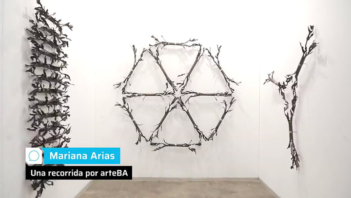 Mariana Arias recorre arteBA
