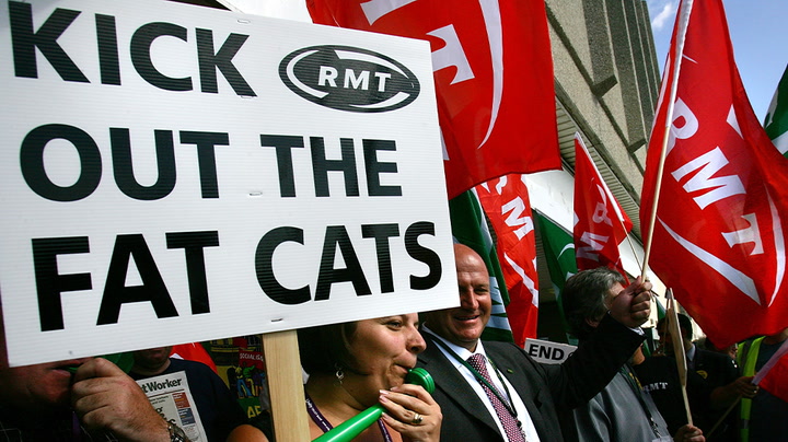 RMT members at Network Rail accept offer to end dispute