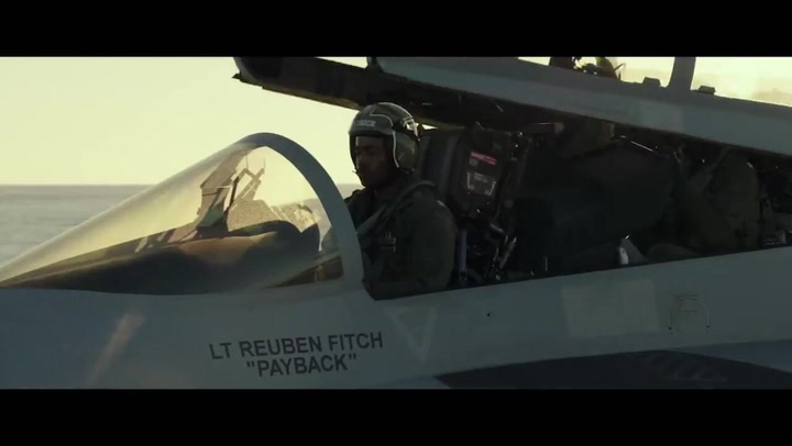 Paramount Releases Three-Hour Loop Of Steamy Top Gun Footage, See