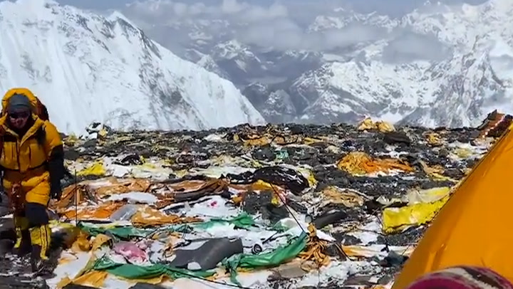 Himalayas littered with huge piles of rubbish