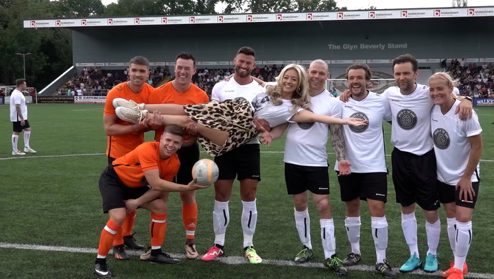 Kelsey Parker remembers late husband Tom with Father's Day charity football game.mp4