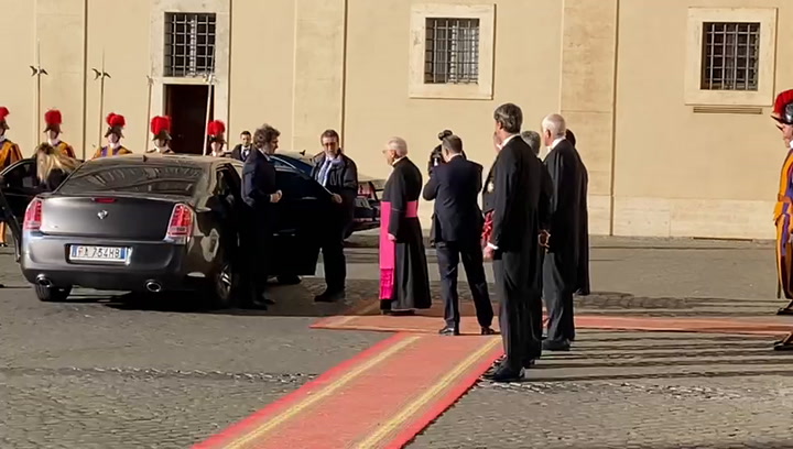 La llegada de Javier Milei al Vaticano, para su audiencia con el papa Francisco