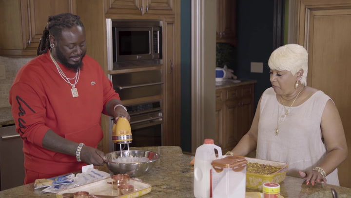 T-Pain Talks Developing His Unique Style While Cooking With His Mom