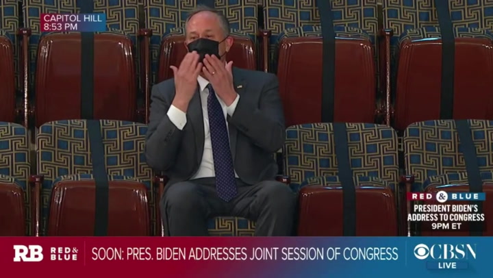 Doug Emhoff seen blowing kisses to Kamala during joint session